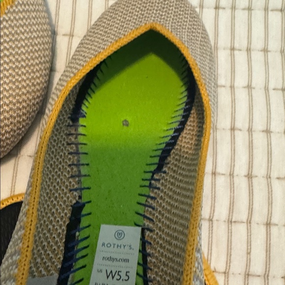Rothy’s Women’s Sz 5.5 Gray Mustard White Herringbone Design Slip On Flats Round - Picture 12 of 13